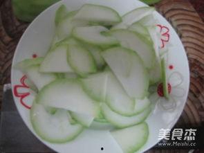 吃蒲瓜用削皮吗视频,蒲瓜食用前的削皮技巧揭秘