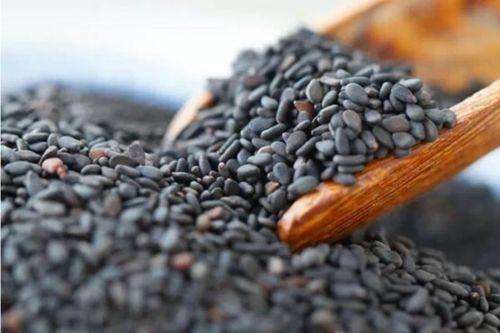 吃瓜大便有籽正常吗视频,正常现象背后的科学解释