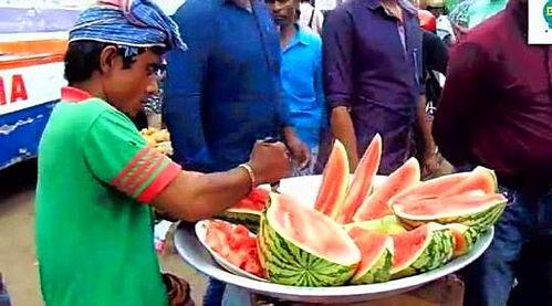 卖面小伙吃瓜视频大全,卖面小伙吃瓜视频大全，揭秘面馆里的欢乐时光