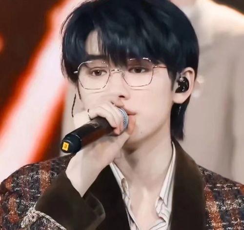 宋亚轩明星吃瓜视频合集,吃瓜视频合集大放送