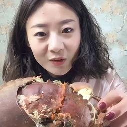 何靖靖吃瓜视频,揭秘娱乐圈幕后故事