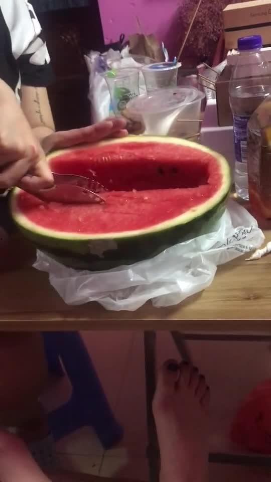 河职宿舍吃瓜视频,揭秘校园生活幕后趣闻