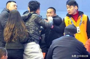 山东球迷吃瓜事件视频,一场意外引发的全民热议