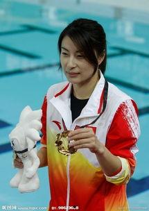 体育明星跟明星吃瓜视频,一场跨界吃瓜盛宴