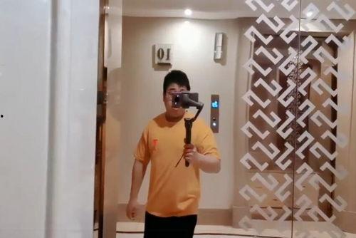 威海主播吃瓜事件视频,网络直播中的争议瞬间