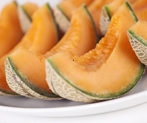 网红吃哈密瓜视频,甜蜜滋味引网友热议