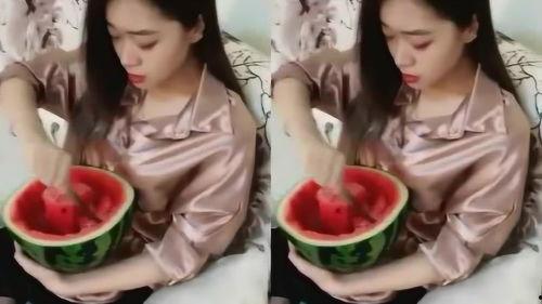 猛男的吃瓜视频